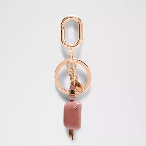 Lululemon Everywhere Belt Bag Charm Keychain (Spiced Chai/Rose Gold)